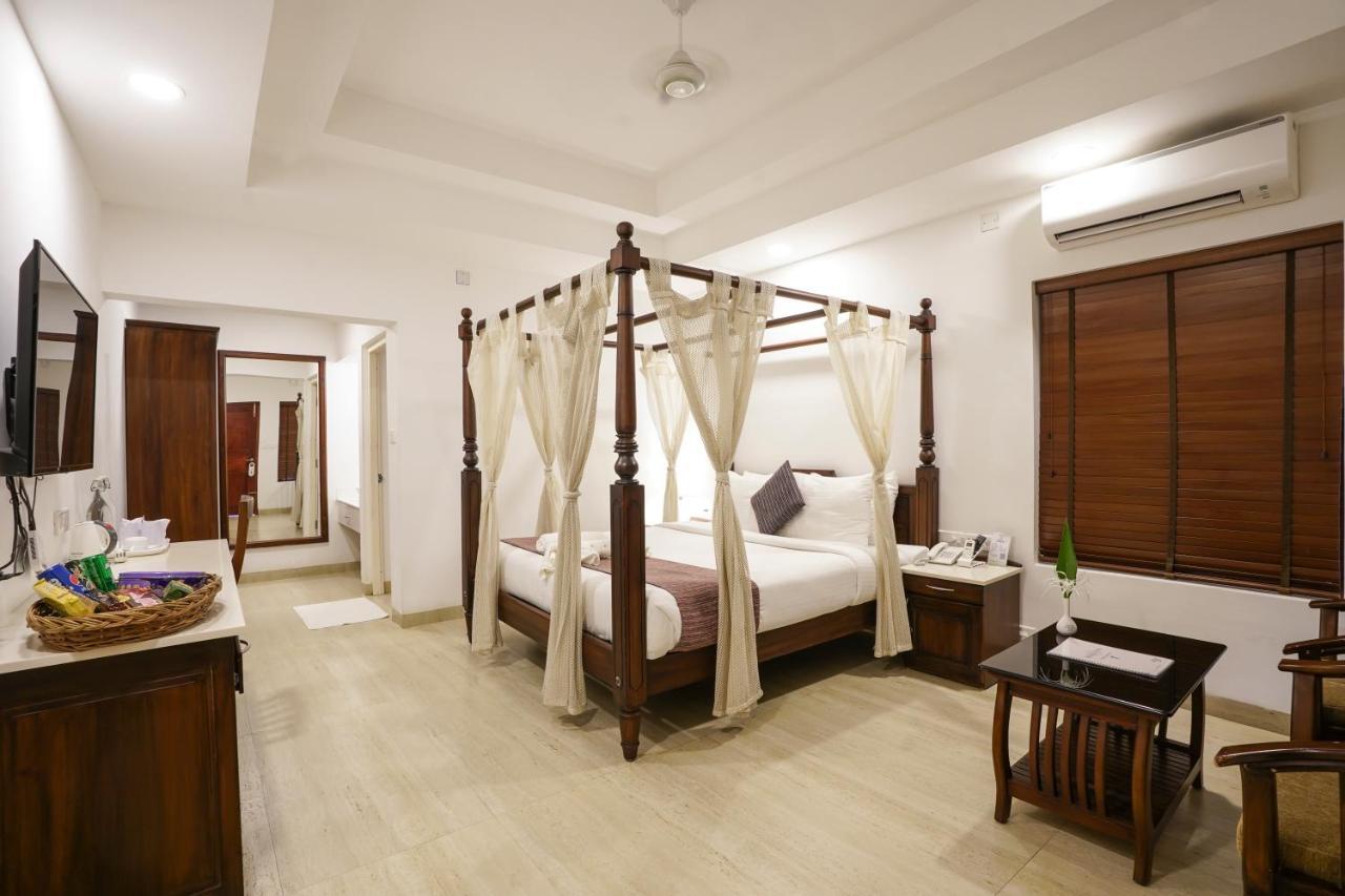 Once Upon The River, Aluva - Near Cochin International Airport Hotell Kochi Eksteriør bilde